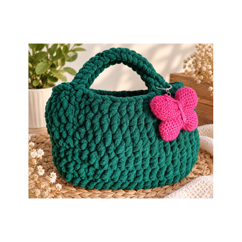 Bolso de crochet verde con mariposa rosa | SusuCrochet