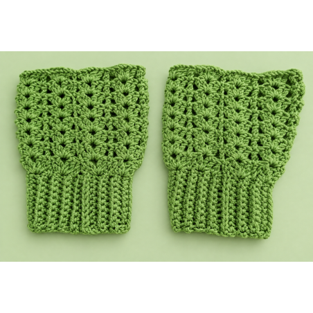 Mitones de crochet verdes hechos a mano | SusuCrochet